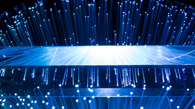 Inteligjenca Artificiale dhe Rrjetet e Telekomunikacionit: Si po e ndryshon IA