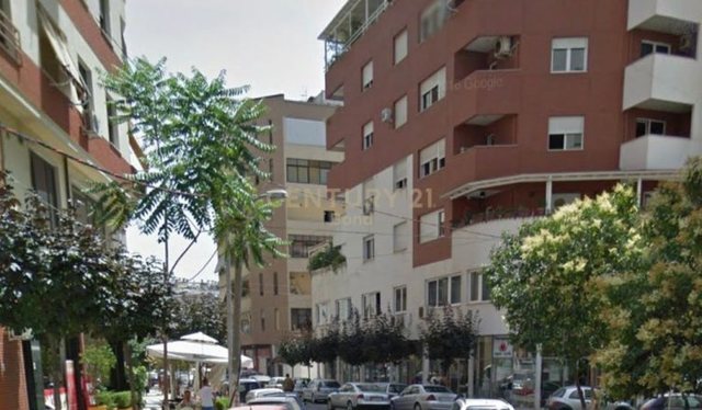 Detaje nga arrestimi i maniakut amerikan në Tiranë, 21-vjeçarja