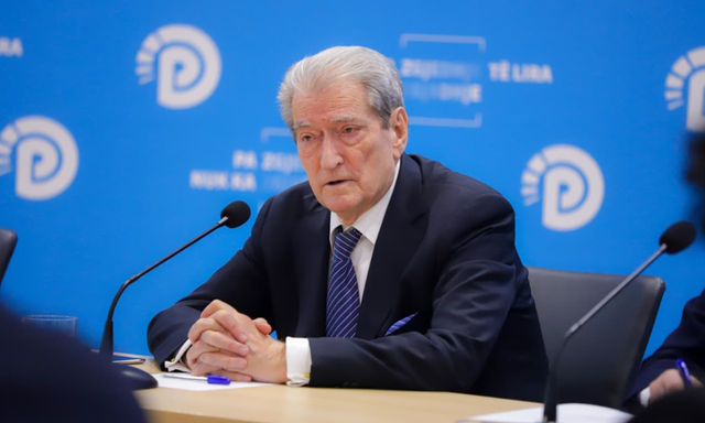 Berisha: Ka vende që mbështesin nismën Rama-Vuçiç