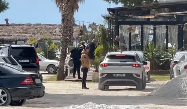 P&euml;rfundon takimi mes Ram&euml;s dhe deputet&euml;ve t&euml; Vlor&euml;s,