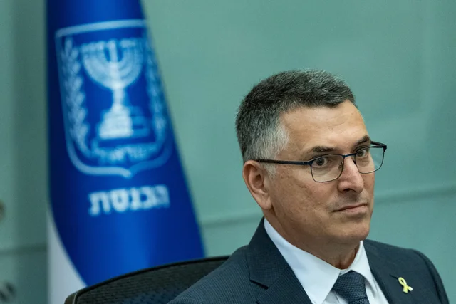 Kuvendi i Shqip&euml;ris&euml; votoi rezolut&euml;n p&euml;r Iranin si vend