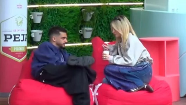 &ldquo;Mos m&euml; turp&euml;ro&rdquo;/ Gimbo k&euml;shillon Selin n&euml;se del