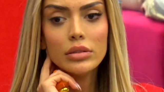 &ldquo;E kuptoj q&euml; t&euml; dogji...&rdquo;/ &ldquo;A &euml;sht&euml; dasma