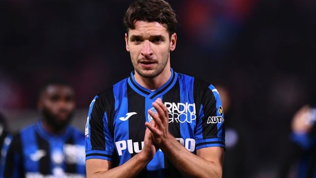 Vet&euml;m pak dit&euml; larg p&euml;rballjes me Polonin&euml;, frik&euml;