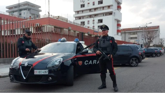 Nuk pranoi ndarjen, e ndoqi dhe tentoi t&euml; vriste gruan me thik&euml;,