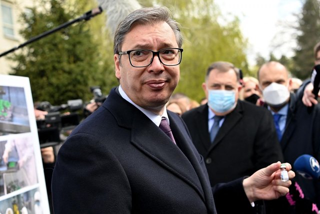 &ldquo;Mesazh i koduar nga Vu&ccedil;i&ccedil;?!&rdquo;, Presidenti serb: E