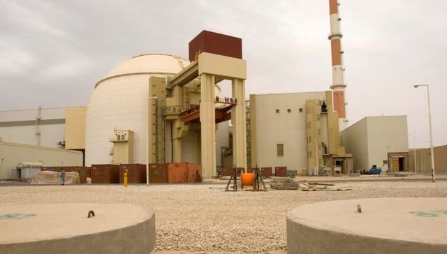 Centrali b&euml;rthamor i Bushehrit n&euml; Iran goditet nga nj&euml;