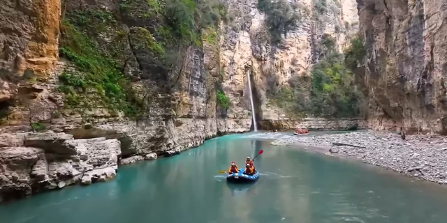VIDEO/ Pamje unike: Rama publikon kanionet e Osumit n&euml; Skrapar