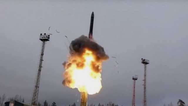 Sulmet ku u vran&euml; disa nga lider&euml;t kryesor&euml; t&euml; Iranit,