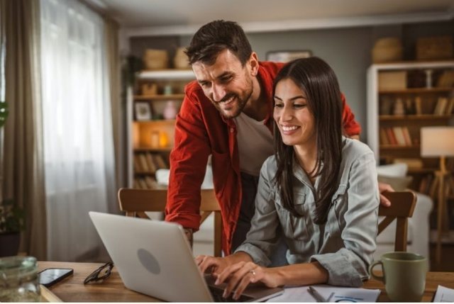 Studimi: Puna nga sht&euml;pia rrit pjellorin&euml;, ve&ccedil;an&euml;risht kur