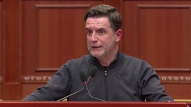 Bra&ccedil;e: Rritja e &ccedil;mimit t&euml; naft&euml;s nuk justifikohet nga