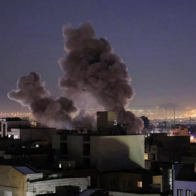 Teherani godet s&euml;rish Kuvajtin, sulmon t&euml; nj&euml;jt&euml;n rafineri