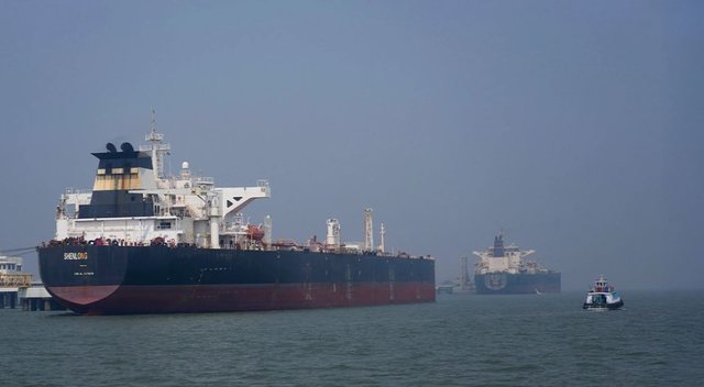 “Goldman Sachs”: Rënie prej 97% e kalimit të naftës