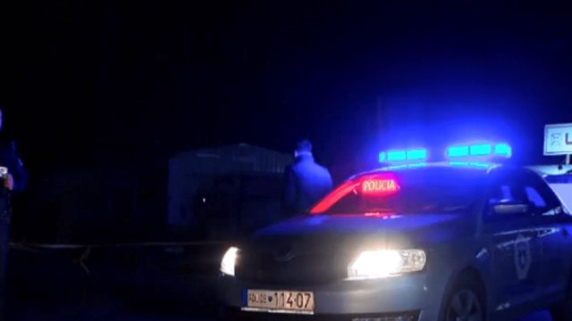 Tmerr brenda familjes shqiptare! 49-vje&ccedil;ari vritet me arm&euml; zjarri