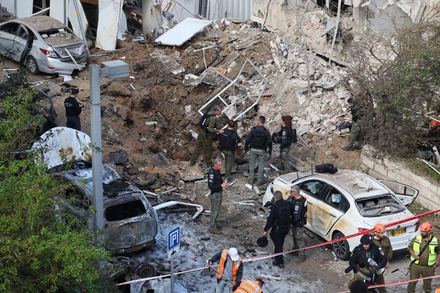 Sulm i r&euml;nd&euml; me raketa iraniane n&euml; Tel Aviv, civil&euml; t&euml;