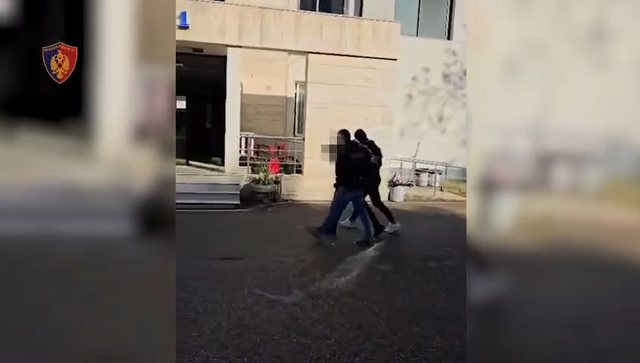 I k&euml;rkuar nga Italia p&euml;r trafik droge, arrestohet 50-vje&ccedil;ari