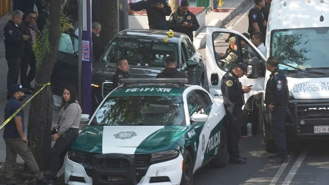 Meksik&euml;: Nj&euml; student q&euml;llon dhe vret dy gra n&euml; shkoll&euml;