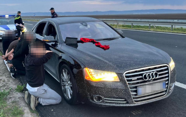 Arrestohen 4 shqiptar&euml; n&euml; Serbi, publikuan video me bluz&euml;n