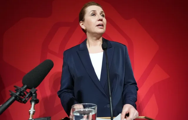 Jep dor&euml;heqjen kryeministrja e njohur, &ccedil;far&euml; ndodhi papritur?