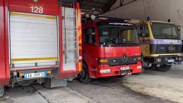 Përmbytjet dhe zjarret në Vlorë, Emergjencat : Zjarrfikëset