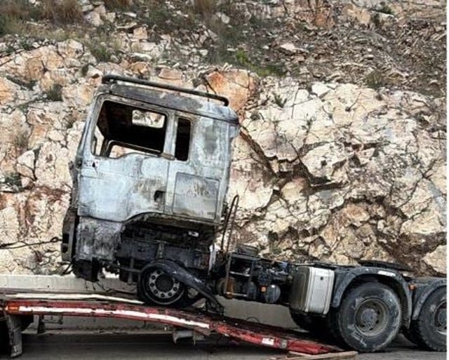 Automjeti digjet pranë tunelit të Skërficës, nuk ka të