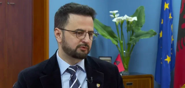 &ldquo;V&euml;zhgojm&euml; gjyqtar&euml;t problematik&euml;&rdquo;,