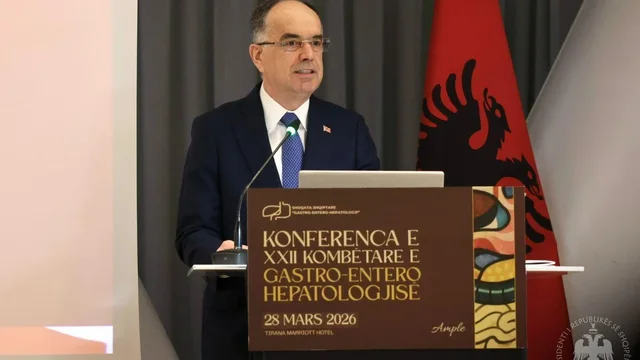 Presidenti Begaj n&euml; Konferenc&euml;n e XXII Komb&euml;tare t&euml;