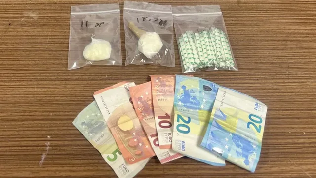 Policia bastis burgun e Korydallos, sekuestrohen sasi t&euml; m&euml;dha droge