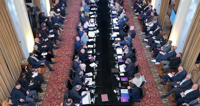 PS, 4 opsione territoriale/ Reforma, mazhoranca propozon variantet p&euml;r