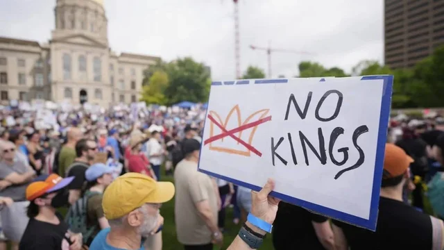 "Mir&euml; se vini n&euml; fest&euml;": Kryetari i parlamentit iranian