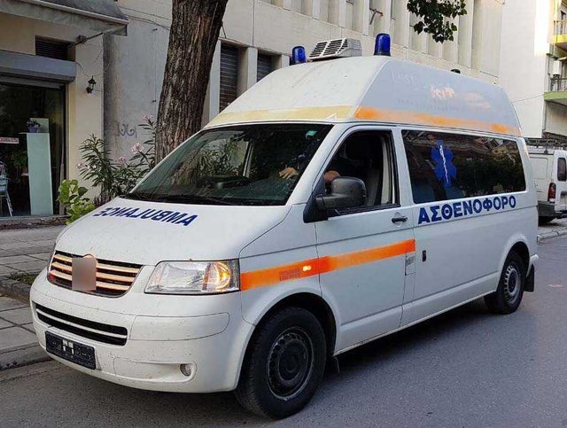 E r&euml;nd&euml; n&euml; Greqi/ Shqiptari plagoset n&euml; sy, arrestohet