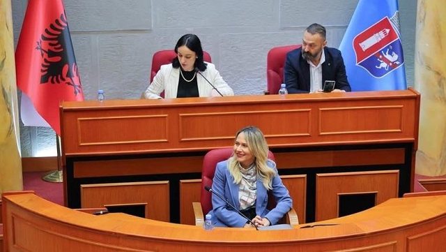 230 familje n&euml; Tiran&euml; p&euml;rfitojn&euml; ndihm&euml; ekonomike!