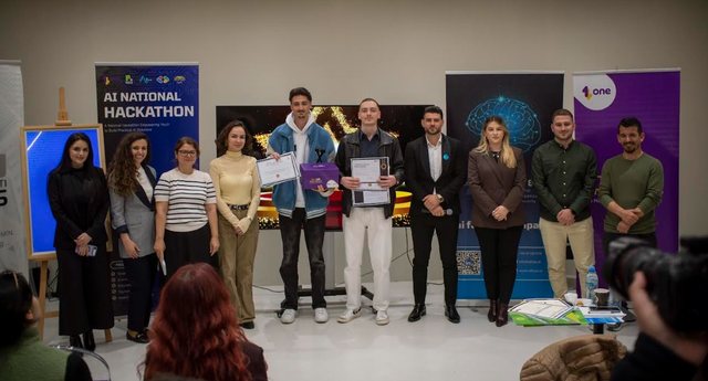 Teknologjia në duart e një brezi që guxon, One Albania investon