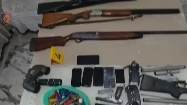 Sekuestrohen arm&euml; zjarri, municion luftarak dhe kokain&euml; n&euml;