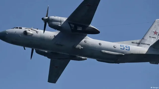 Tragjike n&euml; Rusi/ Avioni ushtarak p&euml;rplaset me nj&euml; shk&euml;mb