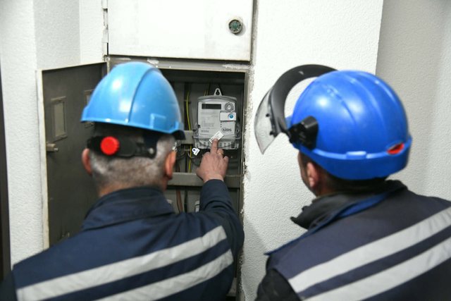 Kontroll masiv i njehsor&euml;ve elektrik&euml; n&euml; Kosov&euml;: MINTI dhe