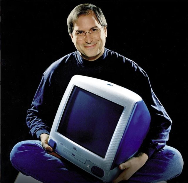 50 vite Apple: Kompania q&euml; revolucionarizoi teknologjin&euml;