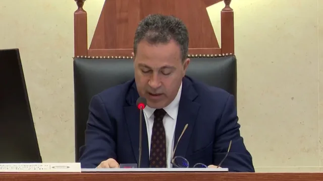 P&euml;rplasjet n&euml; Kuvend, Peleshi ndalon p&euml;r pak &ccedil;aste