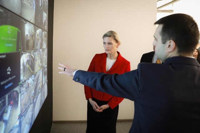 Nj&euml; dit&euml; pas paralajm&euml;rit p&euml;r Iranin, Ambasada Amerikane