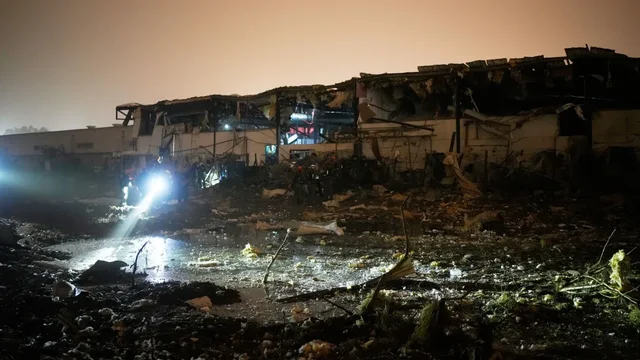 VIDEO/ Raket&euml; balistike iraniane godet qytetin izraelit Petah Tikva