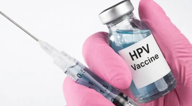 Vaksina HPV ul ndjesh&euml;m rrezikun e kancerit t&euml; qaf&euml;s s&euml;