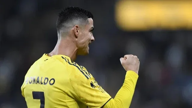 Ronaldo rikthehet pas d&euml;mtimit, synon golin e 1000-t&euml;