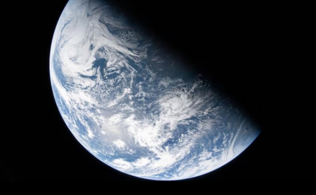 FOTO/ Pamje të Tokës nga hapësira, NASA publikon fotot e para nga