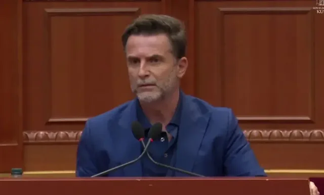 Garda nuk e lejoi t&euml; hynte n&euml; takim me Ram&euml;n? Reagon Erion