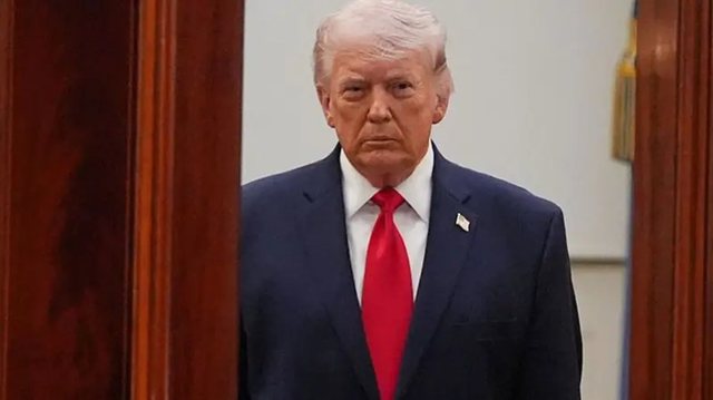 Trump i jep 48 or&euml; koh&euml; Iranit: Marr&euml;veshje p&euml;r hapjen e