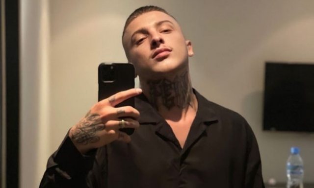 N&euml; fsheht&euml;si totale/ Fero b&euml;het baba p&euml;r her&euml; t&euml;