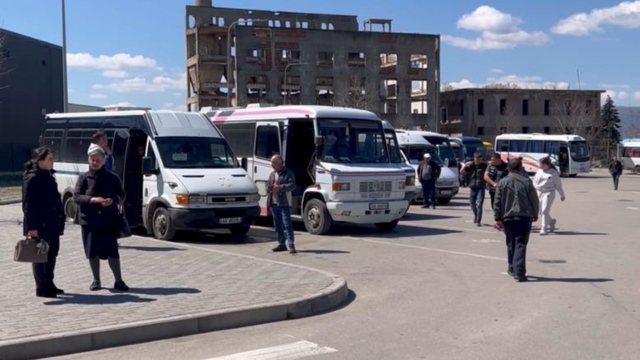 Rritja e &ccedil;mimit t&euml; biletave Tirana-Kor&ccedil;&euml;, shkak: shembja