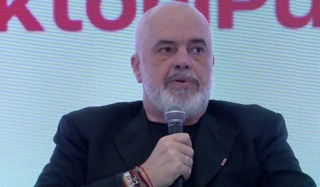 Vende t&euml; lira pune n&euml; sektorin publik, Rama: Hapim nj&euml; dritare