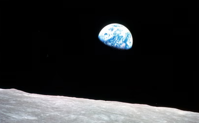 Sht&euml;pia e Bardh&euml; publikon pamje t&euml; rrall&euml;: Toka e