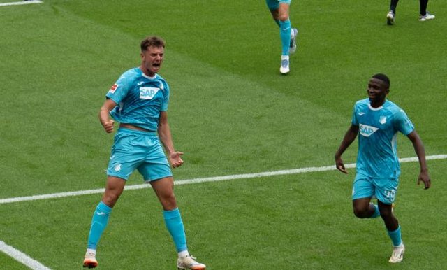 Barcelona trokiti me 30 milion&euml;, por Fisnik Asllani vlen m&euml; shum&euml;